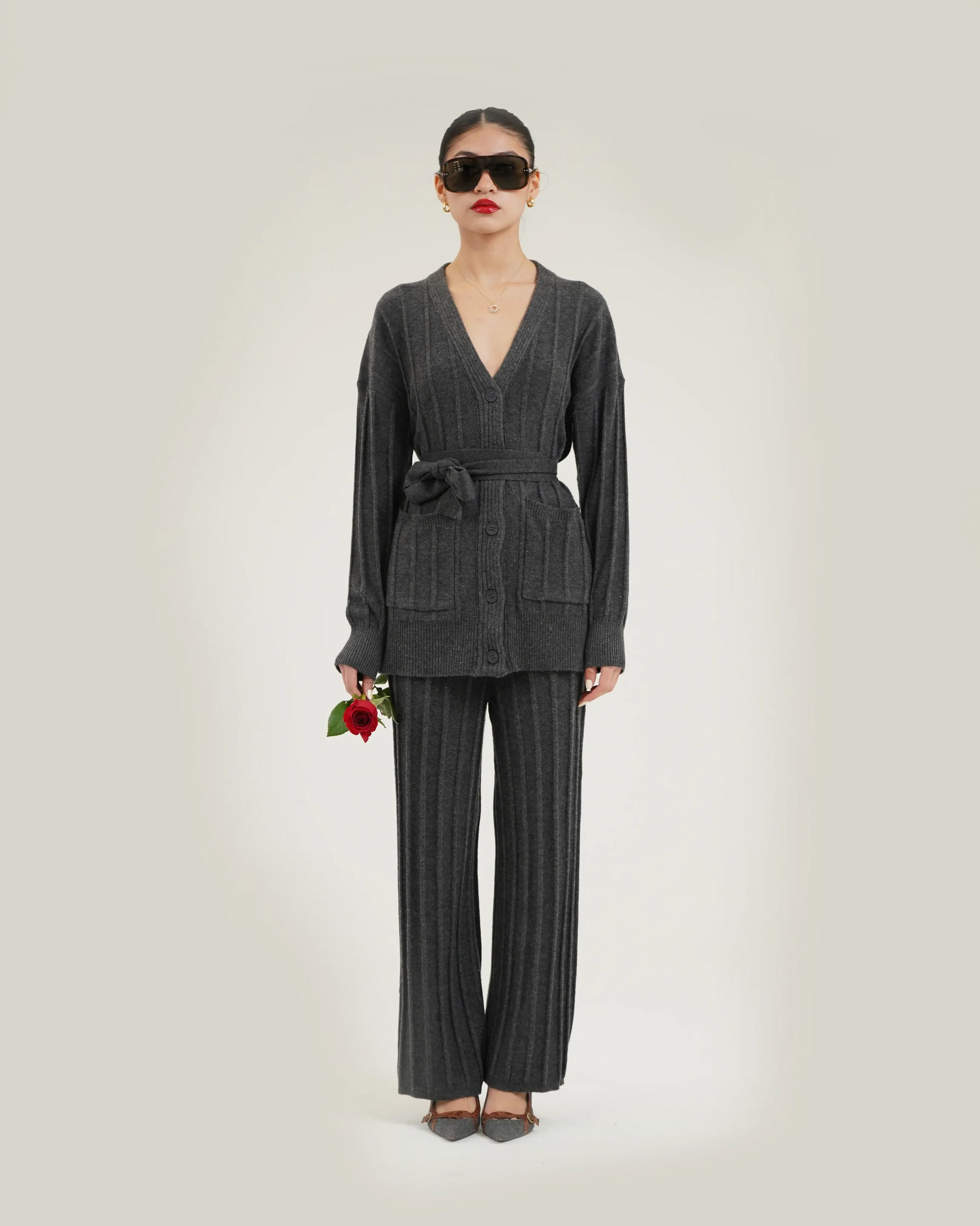 CASHMERE BLEND DRAWSTRING PANTS IN CAVIAR